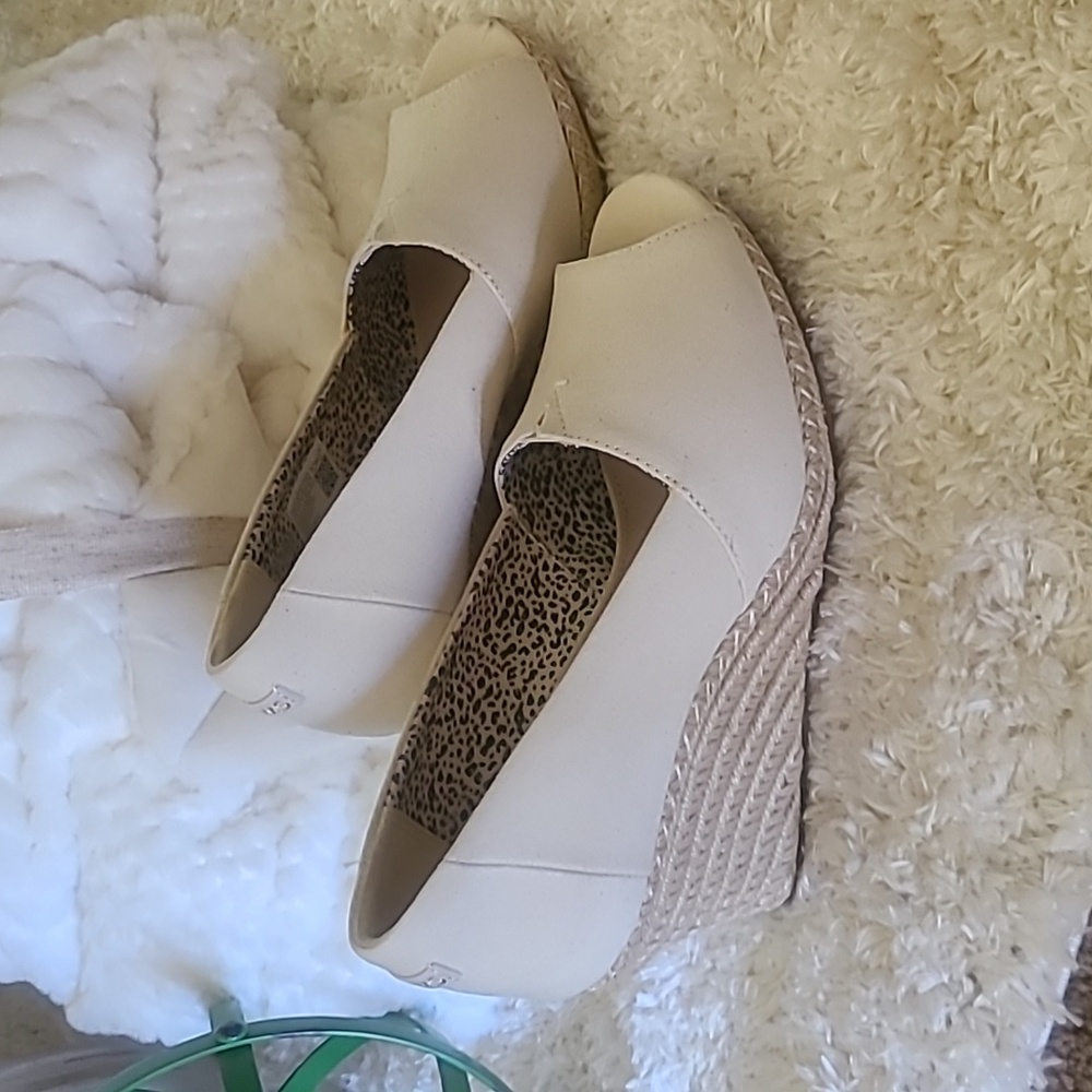 TOMS Womens Michelle Espadrille Peep Toe wedges-NEW sz 9